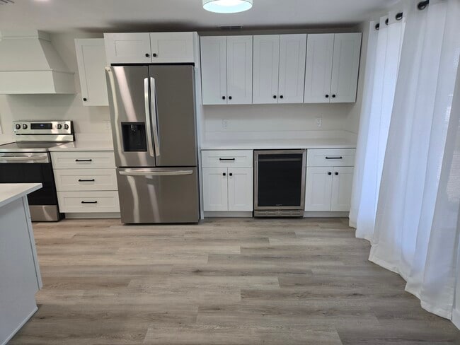 Photo - 3442 Fairview Dr