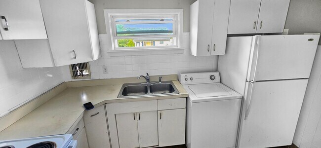 8 Kendall Dr Unit A