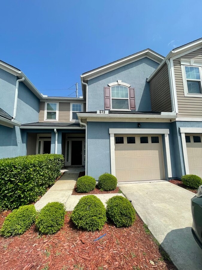 Photo - 673 Reese Ave Townhome