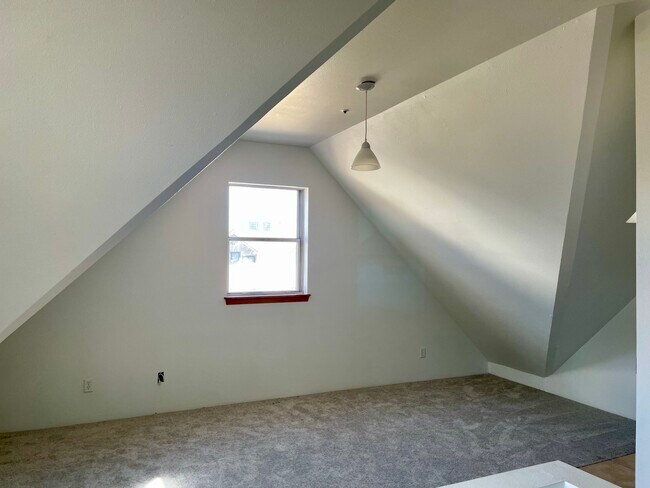 Photo - 1839 Walnut St