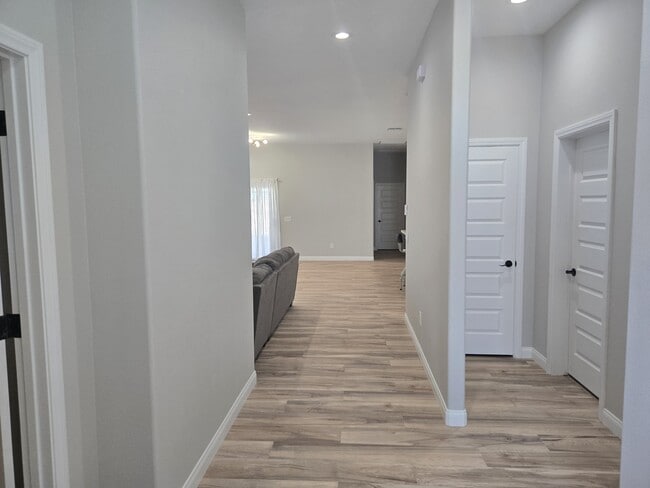 Photo - 1111 Avenida De Las Estrellas Dr