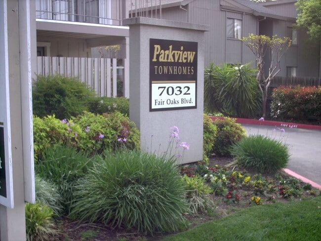 Photo - Parkview Townhomes across from Carmichael Park