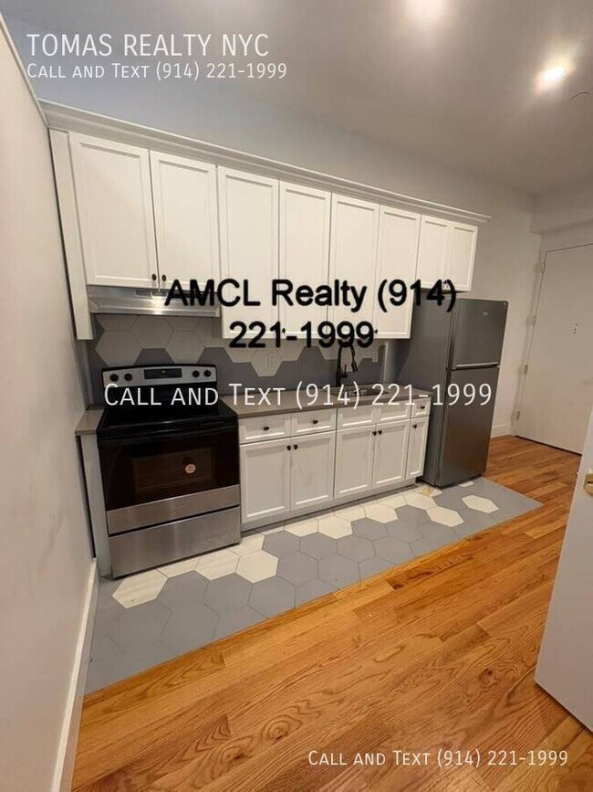 Photo - 155 Elliott Ave Unit 303