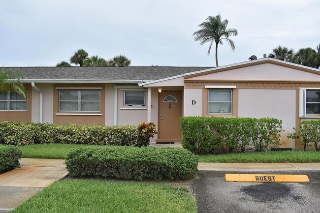 Building Photo - 2523 Dudley Dr W Rental