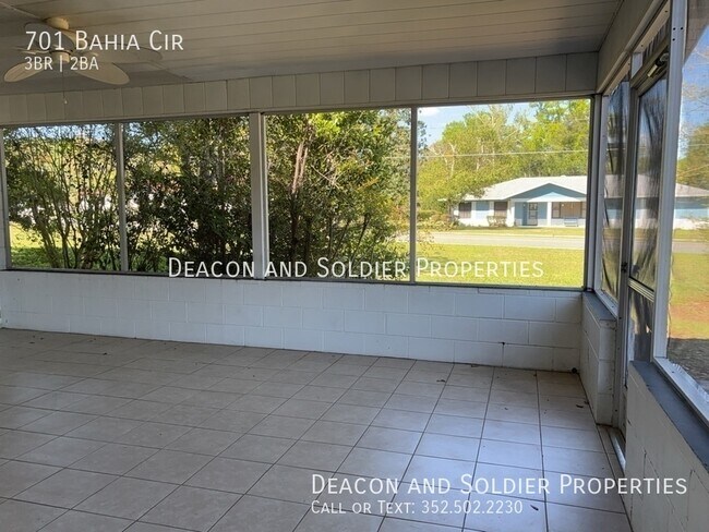 Photo - 701 Bahia Cir