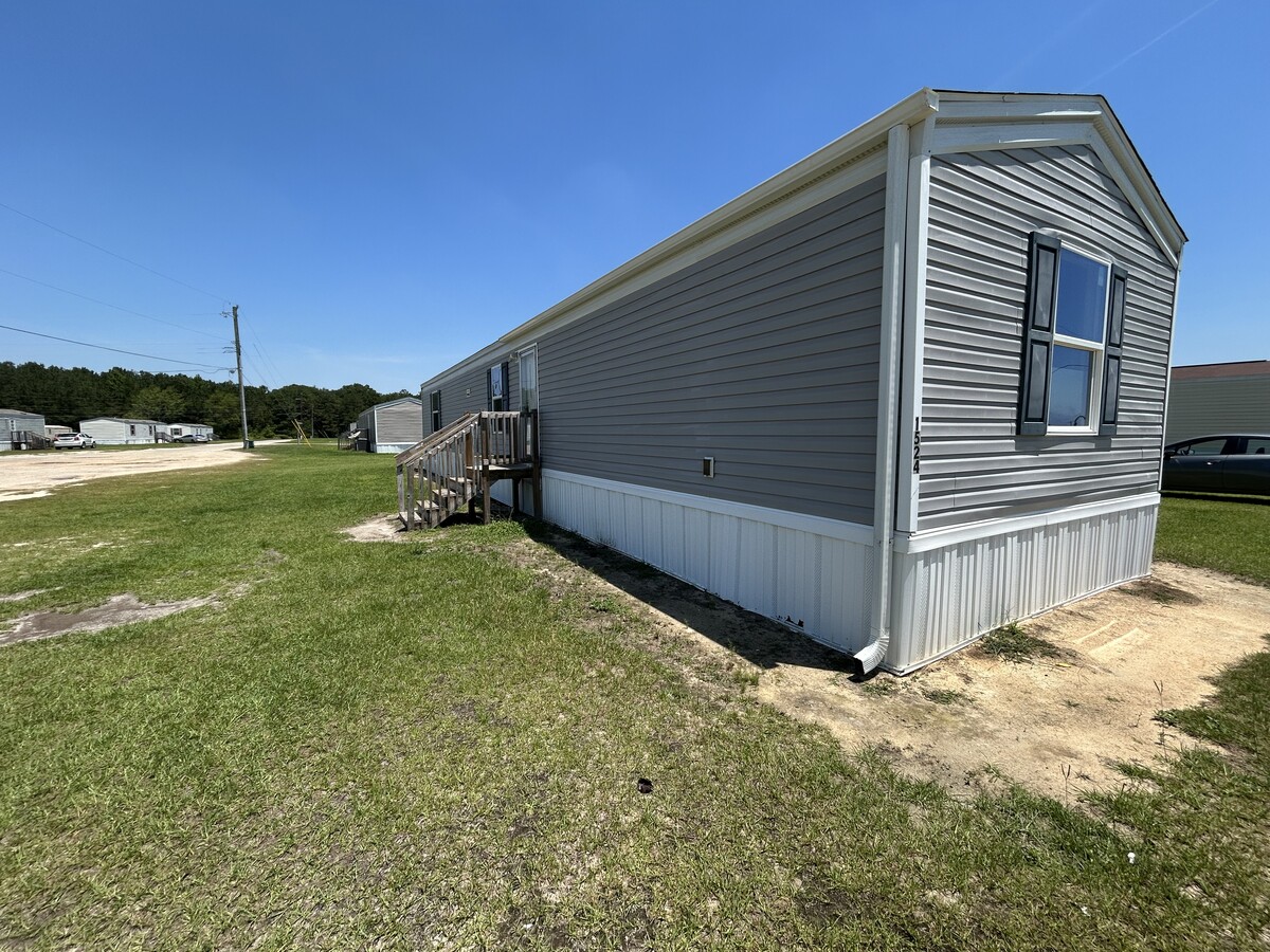 Photo - 1524 Thomas Dr