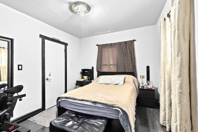 Photo - 345 Lowell St Unidad 1