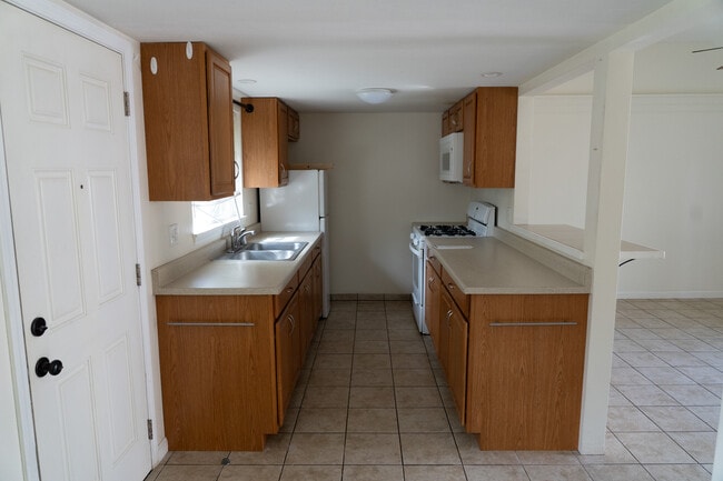Photo - 137 1/2 west 21st street
