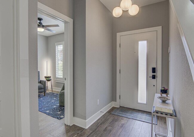 1409 Lorraine Loop