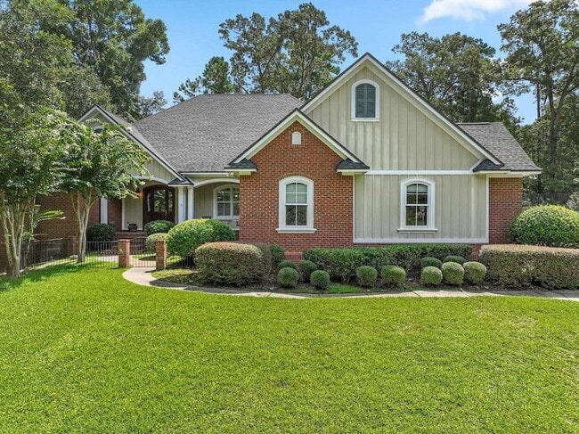 Building Photo - 8881 Winged Foot Dr Rental