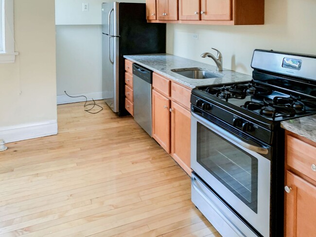 Photo - 5057 N Damen Ave Unit 1W
