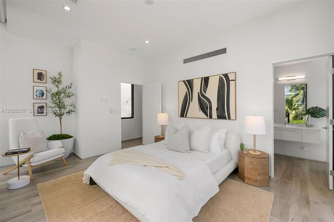 Photo - Bay Road, Miami Beach, FL 33139 - 3 BR 3.5 BA townhouse