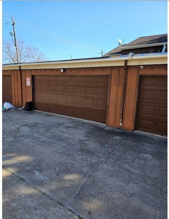 Photo - 8496 Dairy View Ln