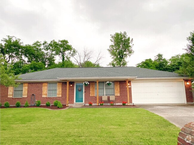 Building Photo - Updated Brick Ranch Rental