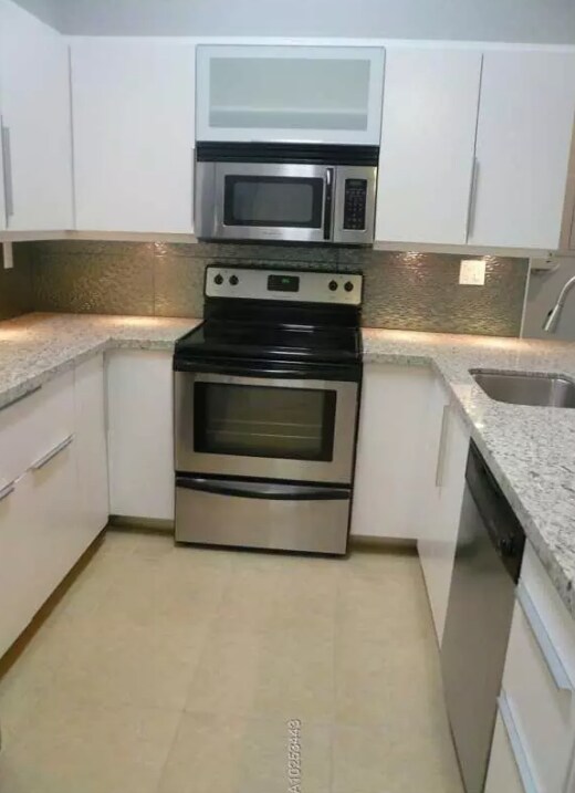 Photo - 2449 SW 18th Ter Unit 4