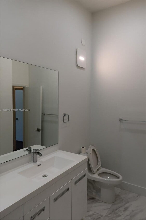 Photo - 454 SE 14th St (Dania Beach, FL)