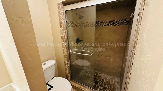 Photo - 5805 Hefner Village Ct