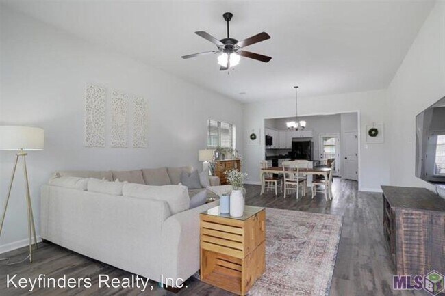 Photo - 4 br, 3 bath House - 1030 Gentle Wind Dr.