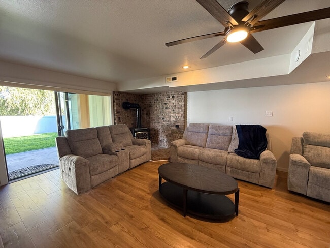 Building Photo - 3404 W 46th Ave Unit ID1324048P