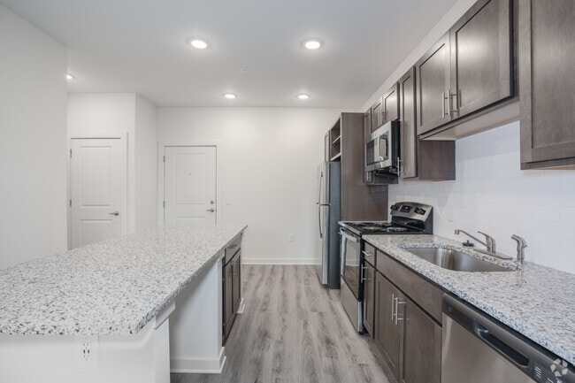 1BR, 1BA - 686SF - Kitchen