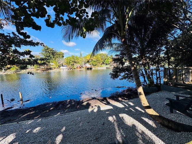 Building Photo - 4311 SW 31st Dr