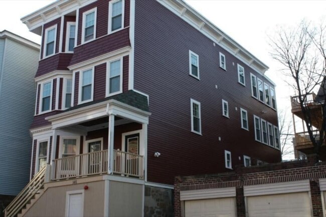 Photo - 148 Hillside St Unit 3