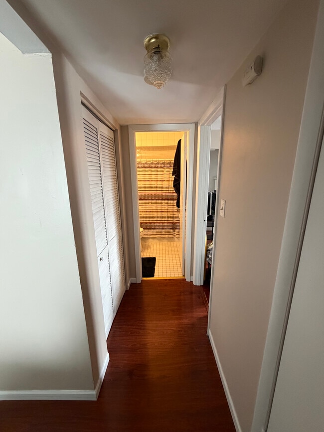 Photo - 7120 166th St Unit 3B