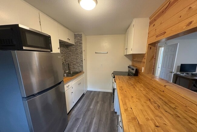 Photo - Modern 1 Bedroom Unit in Central Manhattan!