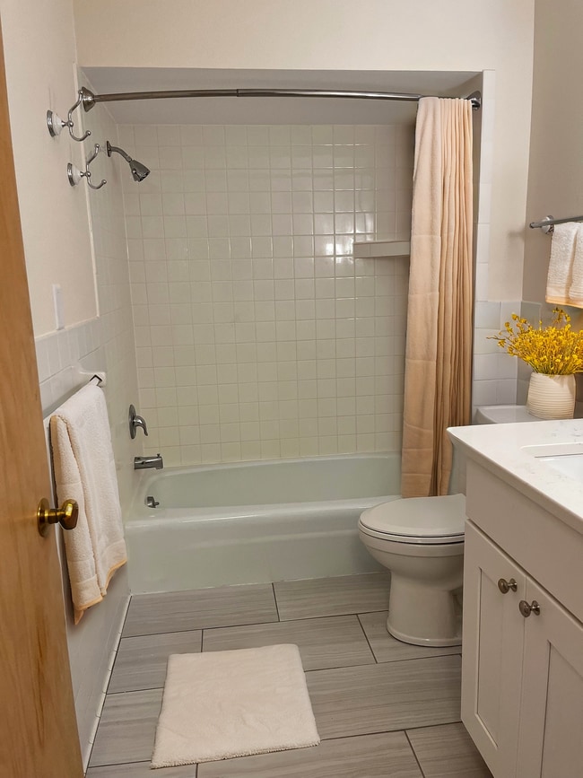 Bath - Lexington Green