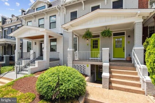 Photo - 4114 New Hampshire Ave NW Unidad 4114 New Hampshire Ave #1