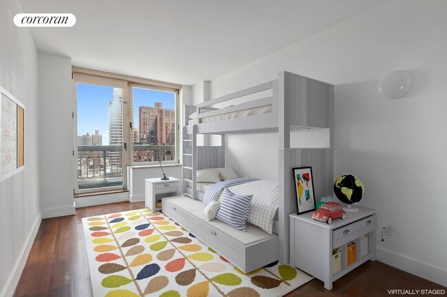 Photo - 170 E 87th St