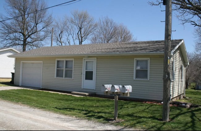 Photo - 1005 W Davis St House