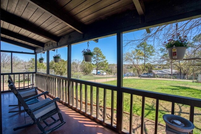 Photo - 758 Sandy Mountain Dr