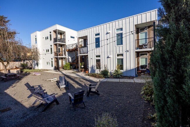 Photo - 02M - Eden Park