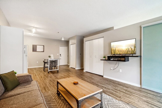 Photo - 616 Washington Ave S Unidad ID1014632P