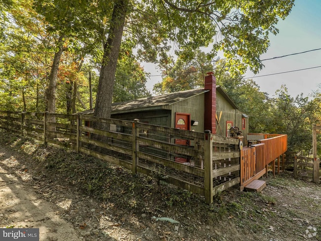 Building Photo - 416 Dogwood Trail Rental