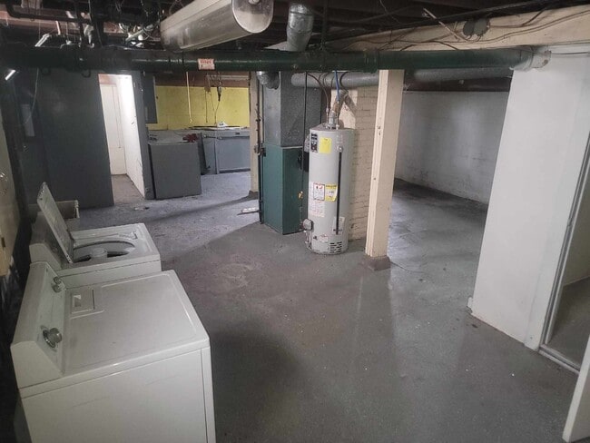 Photo - 127 E Kingman Ave