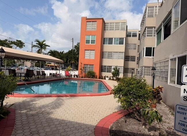 Photo - 1850 NE 169th St Unit 302