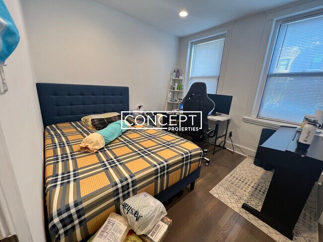 Photo - 19 Peterborough St Unit 12CP