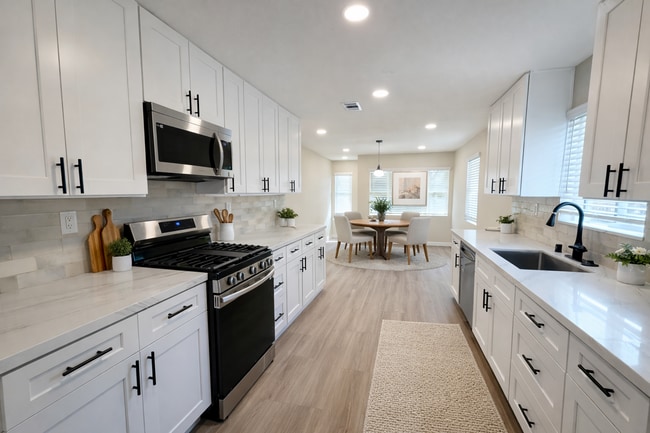 Photo - Newly Renovated House!!