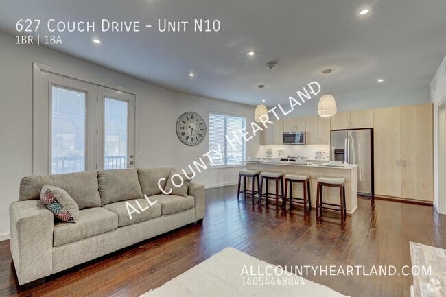 Building Photo - 627 Couch Dr Unit N10 Rental