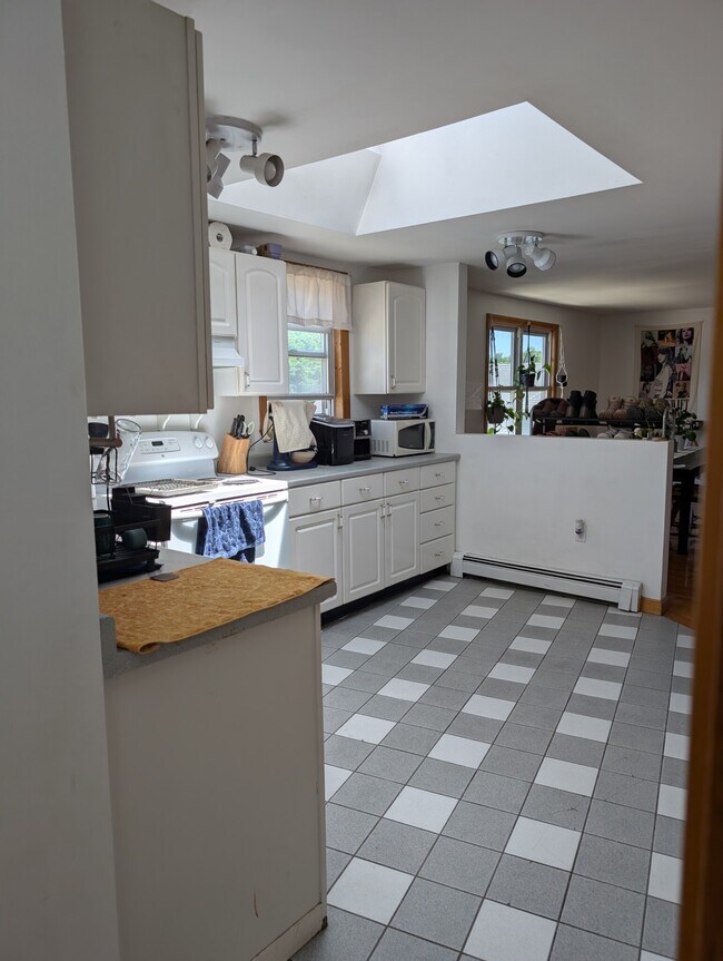 Photo - 66 Brooks St Unit 3