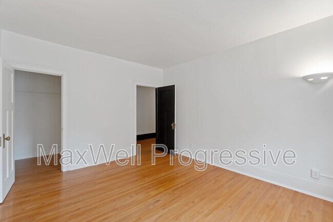 Photo - 9955-9114 114 St NW Unit 201