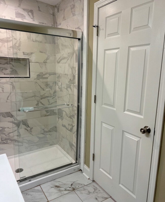 Photo - 1045 Sparrow St