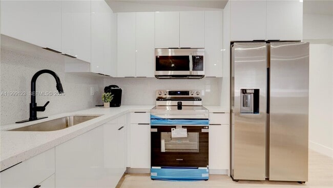 Photo - 2736 NW 21st Ave