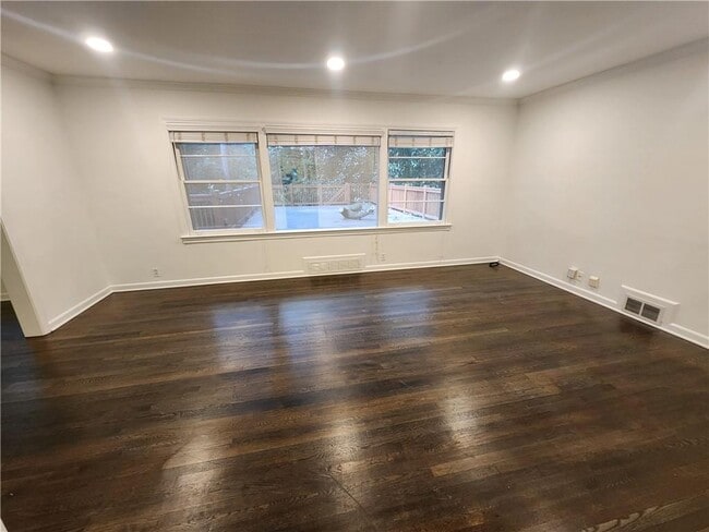 Photo - 2348 Clairmont Rd
