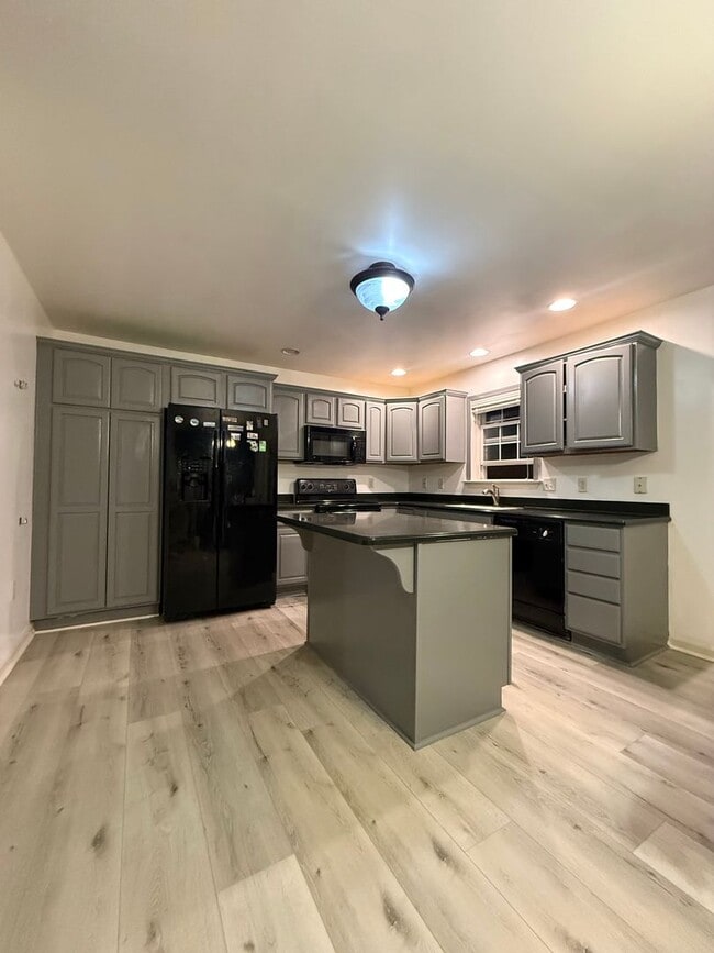 Photo - 3 Bedroom Townhome in Mechanicsburg
