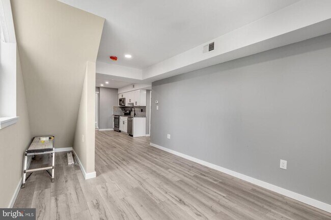 Photo - 435 W Susquehanna Ave Unit 2