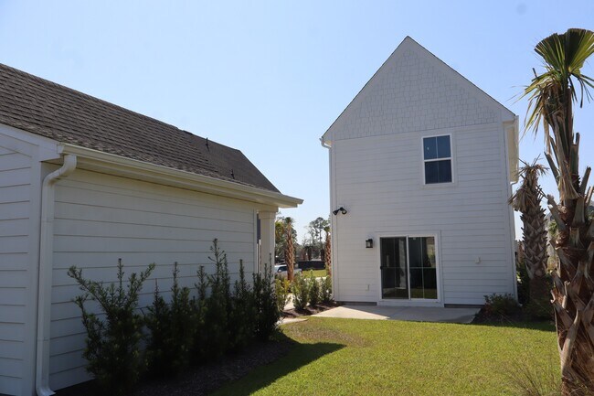 Photo - 2504 Rowyn St