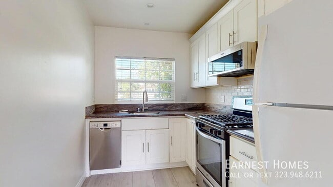 Photo - 19020 Sylvan St